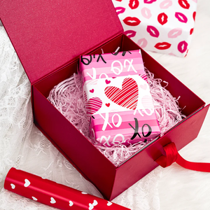 वेलेंटाइन डे के लिए पेशेवर निर्माता कस्टम उत्तम कपड़े पैकेजिंग चुंबकीय तह उपहार बॉक्स - Product Image 4