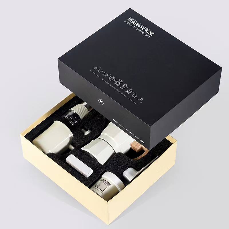 Traditional Hand-Cranked Coffee Grinder Set Six-Piece Moka Pot & Gift Box Hand-Ground Coffee Machine Set for Tea & Coffee