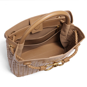 Sacs à <span class=keywords><strong>main</strong></span> pour femmes de luxe grande capacité, sacs à <span class=keywords><strong>main</strong></span> en <span class=keywords><strong>cuir</strong></span> PU, style français, sacs à <span class=keywords><strong>main</strong></span> rétro pour femmes, sacs à bandoulière pour femmes - Product Image 4