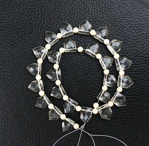 25pcs AAA Grade White Strands Natural <b>Crystal</b> Gemstone Faceted Pentagon Briolette <b>Beads</b> Good Quality for Jewelry Making - Product Image 4