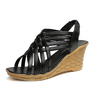 Sandalias de cuña casuales y económicas para mujer UP-0728J, sandalias de tacón con suela gruesa para mujer, verano 2023 - Product Image 1