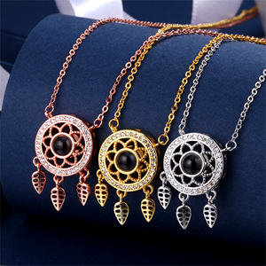 Collar gargantilla atrapasueños <span class=keywords><strong>de</strong></span> latón vintage elegante con foto chapada en oro <span class=keywords><strong>de</strong></span> 18 quilates regalo <span class=keywords><strong>de</strong></span> recuerdo para mujeres madres y <span class=keywords><strong>mejores</strong></span> amigos - Product Image 2