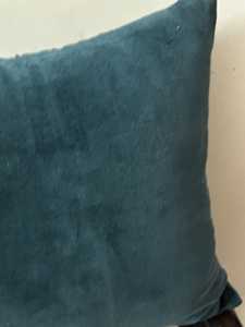 Soft Velvet <b>Throw</b> Pillow Decorative Cushion Cover Most Favourite Eye Catching Velvet Pillow Covers Are Perfect For Your Home - Product Image 5