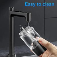 Nuevo Molinillo de Especias de Gran Capacidad de 100 ml, Juego de 2 Molinillos Eléctricos de Pimienta con Soporte, Juego de Molinillos de Sal y Pimienta de Plástico con USB-C