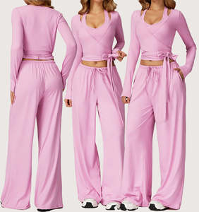 Ensemble de sport 3 pièces respirant pour femme : soutien-gorge de sport, pantalon évasé et veste - Product Image 5