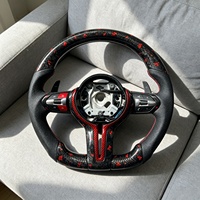 Volant de voiture en fibre de carbone personnalisé avec cuir perforé noir adapté aux BMW F10 F30 F31 F32 F20 E90 E60 X6 E70 M3