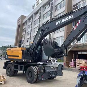 Excavatrice sur roues Hyundai de haute qualité, 21 tonnes, d'occasion, HW210w-9 210-9, moteur Cummins, à vendre - Product Image 1