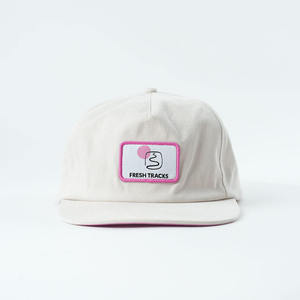 Casquettes Snapback non structurées à bord plat à 5 panneaux, chapeaux de papa à bord incurvé à 5 panneaux Chapeaux de tons différents - Product Image 2