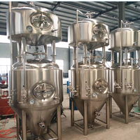 Réservoir de Fermentation à Refroidissement par Enveloppe en Acier Inoxydable Empilable Certifié CE pour Bière et Vin – Ventes Directes Usine TEK