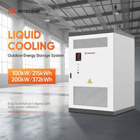 Système de stockage d'énergie solaire extérieur BESS avec batteries LiFePO4 100Kw 200Kw 215Kwh 372Kwh et refroidissement liquide
