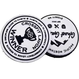 Etiqueta de PVC personalizada, hecha a medida, moldeada en 2D, de goma suave, de cloruro de polivinilo, para coser. - Product Image 2