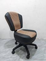 Chaise de bar/poker en cuir noir de luxe avec logo personnalisé, roulettes réglables modernes, pour la maison, le bar, la salle à manger, la chambre, le salon, la salle de sport