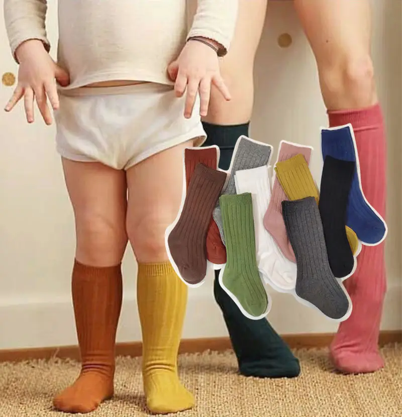 Kaus kaki anak laki-laki dan perempuan, kaus kaki seragam setinggi lutut dengan garis warna polos untuk anak laki-laki dan perempuan