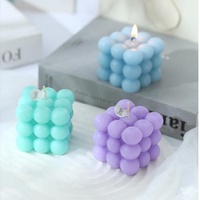 Bougie de cire en forme de bulle de mini cube coloré le mieux sélectionné Aromathérapie Moule à bougie rotatif 3D pour l'éclairage de la maison