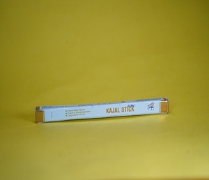 Crayon Kajal Noir pour une Définition Audacieuse des Yeux, Formule Longue Tenue, Imperméable et Anti-Bavures, Glisse Lisse pour le Maquillage à Domicile - Product Image 1