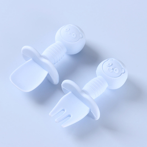 มีดและส้อมซิลิโคนสำหรับเด็กใช้งานง่ายและล้างทำความสะอาดได้เมื่อใช้ในการกินของทารก - Product Image 3