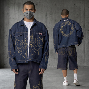 Veste en jean foncé pour homme, coupe ample, style streetwear, avec broderie dorée motif flamme - Product Image 2