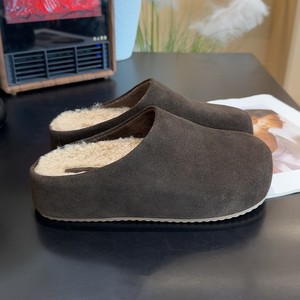OEM ODM Meilleures ventes de pantoufles décontractées respirantes et élégantes pour femmes, chaussures mules personnalisées antidérapantes - Product Image 6