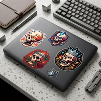 Autocollants personnalisés en forme de crâne de dessin animé, résistants aux déchirures, imperméables, découpés sur mesure en vinyle, étiquettes de haute qualité pour ordinateur portable, skateboard, voiture