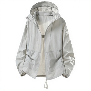 Nueva Chaqueta con Capucha para Hombre, Protección Solar UPF50, 100% Nailon, Ligera, de Secado Rápido, Corte Holgado, Perfecta para Bloquear el Sol - Product Image 1