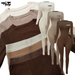 Conjunto Elegante de Invierno de Alta Calidad para Mujer Talla XS de Algodón Acanalado en Marrón y Rojo con Manga Larga y Leggings de Punto Personalizable Ropa de Estar por Casa - Product Image 1