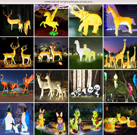 Festival en plein air grande résine ferme animal coq statue éclairage fibre de verre LED poulet oiseau sculpture pour décoration de noël