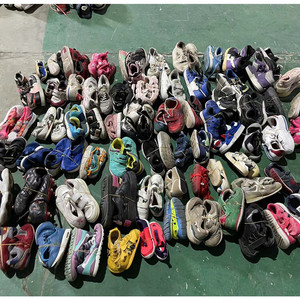 Zapatos de marca usados internacionales de alta calidad Zapatos de segunda mano deportivos de grado Bale de Alemania de marca a granel - Product Image 4