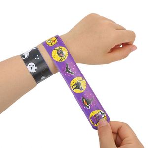 Concevez des bracelets d'Halloween personnalisables avec différents logos, fournitures pour les fêtes - Product Image 4