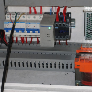Machine de <span class=keywords><strong>découpe</strong></span> automatique du <span class=keywords><strong>verre</strong></span> pour améliorer le taux de <span class=keywords><strong>découpe</strong></span> et l'efficacité de la production, répondant à tous les exigences des clients - Product Image 6