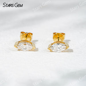 Boucles d'oreilles unisexes de luxe Starsgem en or massif 18 carats avec diamant de laboratoire taille marquise 0,6 ct 3,5x7 mm, couleur D - Product Image 3