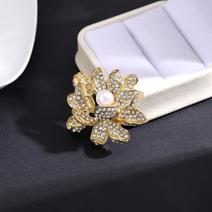 Elegant Diamond Flower Brooch With Pearl Center Women's Party Accessory Zinc Alloy Micro Insert Design - Product Image 2
