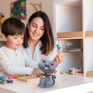 Bobblehead Premium - Décoration de tableau de bord Chat Gris pour Voiture, Maison et Bureau, Élégant Cadeau Porte-Bonheur pour des Vibes Positives - Product Image 3