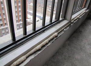 <span class=keywords><strong>Mousse</strong></span> <span class=keywords><strong>isolante</strong></span> expansible en polyuréthane de 750ml <span class=keywords><strong>Mousse</strong></span> insonorisée à haute expansion pour l'installation de portes et fenêtres - Product Image 5