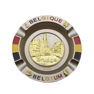 Recuerdo de Cenicero de metal belga personalizado con diseño emblemático de Brujas y Bruselas para turistas y coleccionistas - Product Image 4