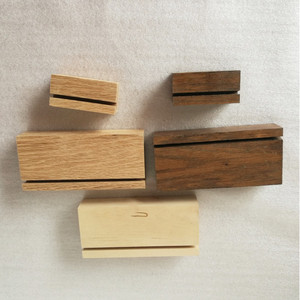 Amzcraft Handmade Oak Wood <b>Place</b> <b>Cards</b> <b>Holder</b> Craft Sign Stand for Wedding Party Events Decoration <b>Card</b> Display Block - Product Image 6