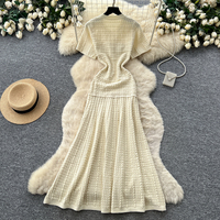 Vente en gros Robe midi en tricot à manches courtes pour femmes pour l'été et la plage