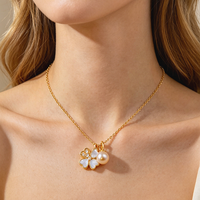 Collier de luxe en cuivre plaqué or 18 carats Yiwu, bijoux trèfle, perles, pendentif fleur en zircon pour femme, chaîne étanche