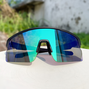 Lunettes de soleil sportives optiques YL759 TR90 UV400 anti-buée, lunettes de cyclisme sur route personnalisées MTB - Product Image 3