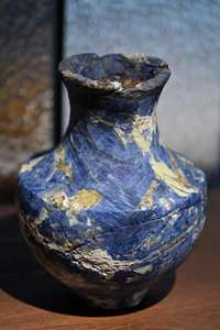 Jarrón de mármol azul boliviano hecho a mano de primera calidad, decoración artística elegante para sala de estar y dormitorio - Product Image 2