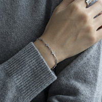 Bracelet chaîne de main en acier inoxydable avec croix, plaqué or 18 carats, design maillons, bijoux PVD tendance pour femme, vente en gros