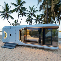 Maison moderne de luxe préfabriquée capsule spatiale petite maison mobile à structure en acier pour les centres de villégiature pittoresques et les chambres touristiques pour les vacances
