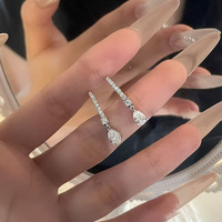 Boucles d'oreilles pendantes en platine Pt950 avec diamant de laboratoire en forme de goutte, scintillantes, élégantes, boucles d'oreilles en diamant, boucles d'oreilles fines, boucles d'oreilles Huggie