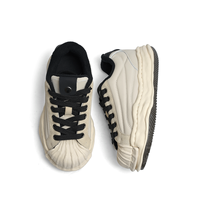 Chaussures de skate décontractées unisexes de qualité supérieure, fabriquées en Chine, avec embout en coque, semelle fondue, tige en cuir véritable, imperméables et respirantes