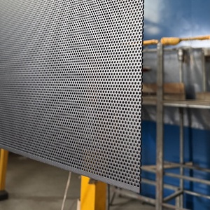 Malla Metálica Perforada de Aluminio Negra para Puerta de Seguridad con Disipación de Calor, Lámina de Malla Metálica Perforada - Product Image 1