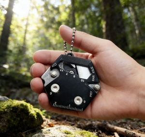 Herramienta Multifuncional EDC de Acero Inoxidable, Plegable, Hexagonal, Mini Llavero con Cuchillo y Destornillador para Supervivencia al Aire Libre - Product Image 1