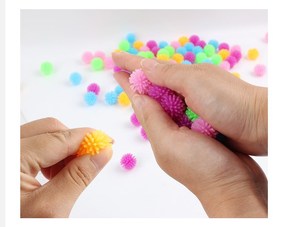 Mini TPR Arbutus Ball Shaped Toy,Relax <strong>Stress</strong> <strong>Reduction</strong> Massage Pet Cats Dog Biting Ball Toys