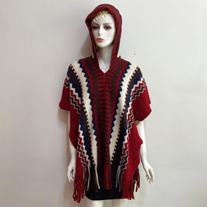 Style vintage automne hiver frange à <span class=keywords><strong>capuche</strong></span> cape femmes en vrac <span class=keywords><strong>tricot</strong></span> rayure avec gland pour automne châles 2025 - Product Image 1