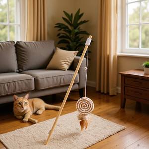 Nouvel ensemble de jouets colorés pour chat : Corde en sisal, jouet en bois et lin, plumes faites à la main, clochette et perche en bois – Fournitures pour animaux de compagnie - Product Image 6