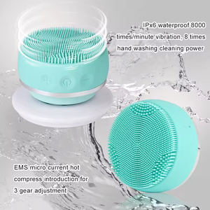 Brosse nettoyante électrique 2-en-1 en silicone rechargeable et étanche pour le visage, pour un nettoyage en profondeur et une application de soin cutané - Product Image 2