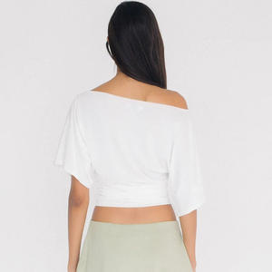 欧米のクロスボーダー女性服夏の新無地スラントカラーバットシャツプリーツトップス - Product Image 3